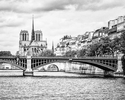 Paris, Cathedrale Notre-Dame et pont Sully