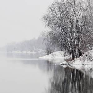 Winter in the river / l'Hiver sur la rivière